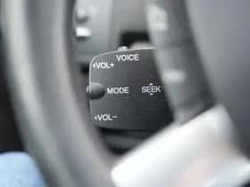 Ford C-Max (2010) thumbnail 19