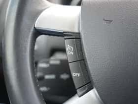Ford C-Max (2010) thumbnail 20