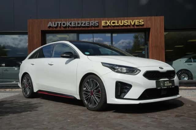 Kia Proceed (2019) thumbnail 1