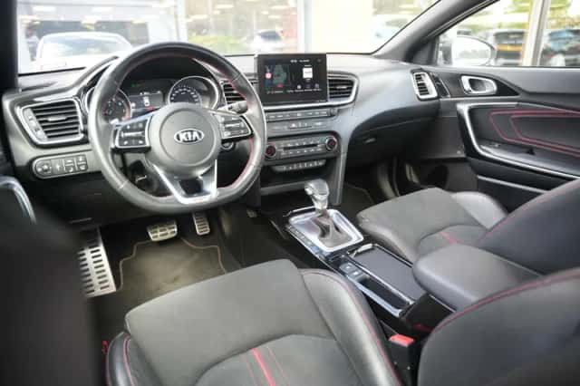 Kia Proceed (2019) thumbnail 2