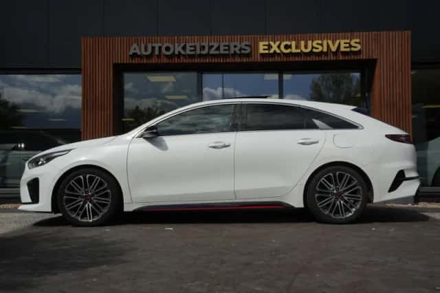 Kia Proceed (2019) thumbnail 5