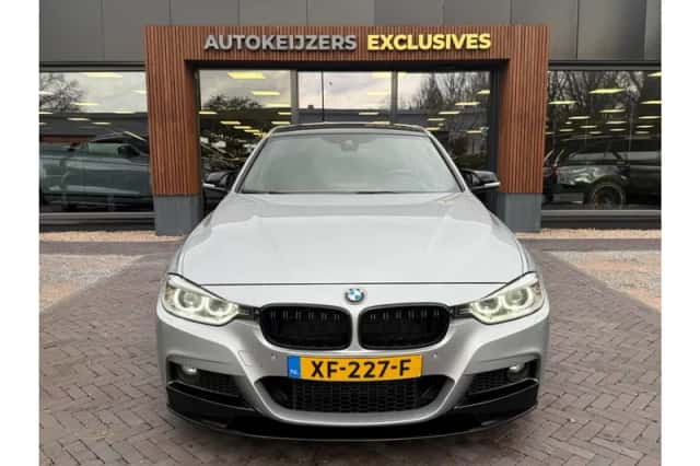 BMW 3-Serie (2012) thumbnail 3