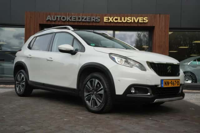 Peugeot 2008 (2017) thumbnail 1