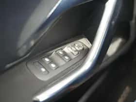Peugeot 2008 (2017) thumbnail 26