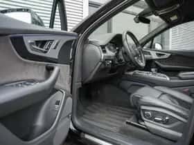 Audi Q7 (2016) thumbnail 6