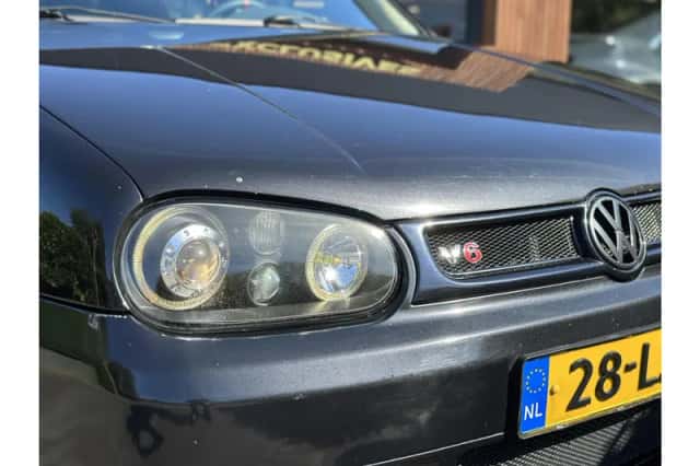 Volkswagen Golf (1999) thumbnail 2