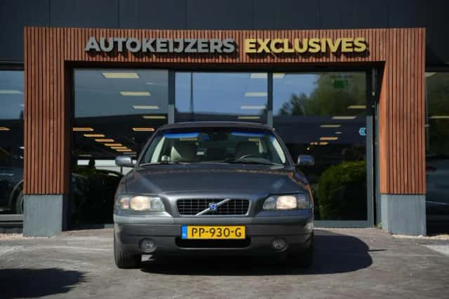 Volvo S60 (2004) thumbnail 2