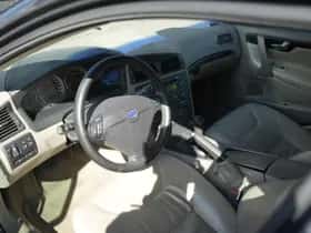 Volvo S60 (2004) thumbnail 10