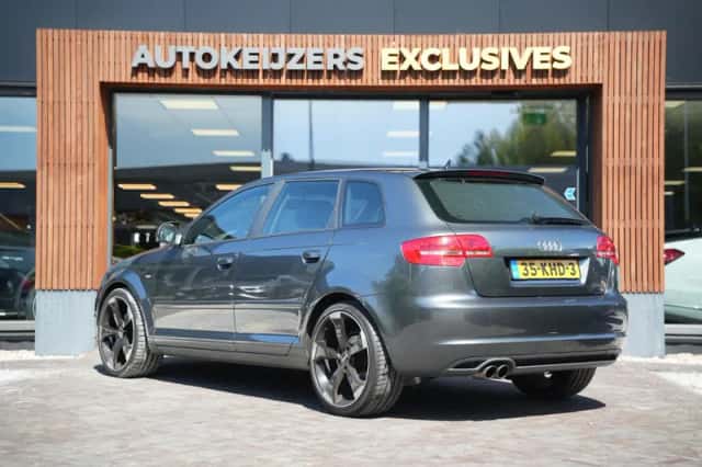Audi A3 (2009) thumbnail 6