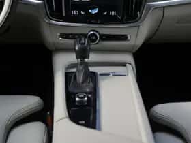 Volvo V90 (2018) thumbnail 24