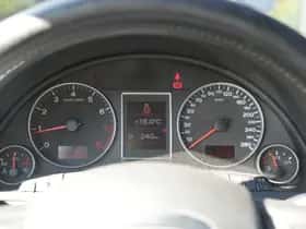 Audi A4 (2008) thumbnail 15