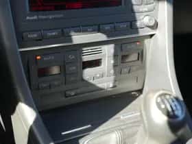 Audi A4 (2008) thumbnail 17