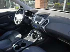 Hyundai ix35 (2011) thumbnail 32