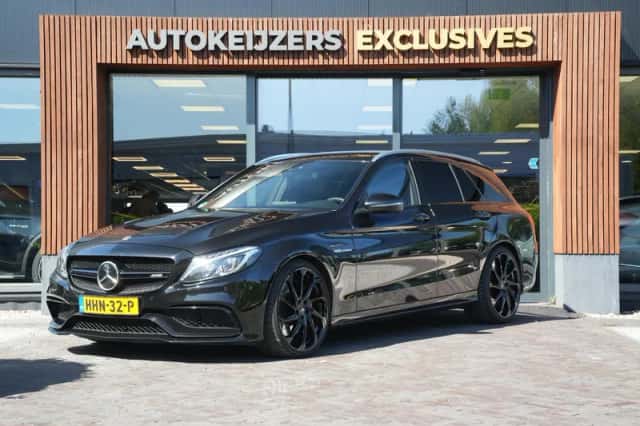 Mercedes-Benz C-Klasse (2015) thumbnail 3