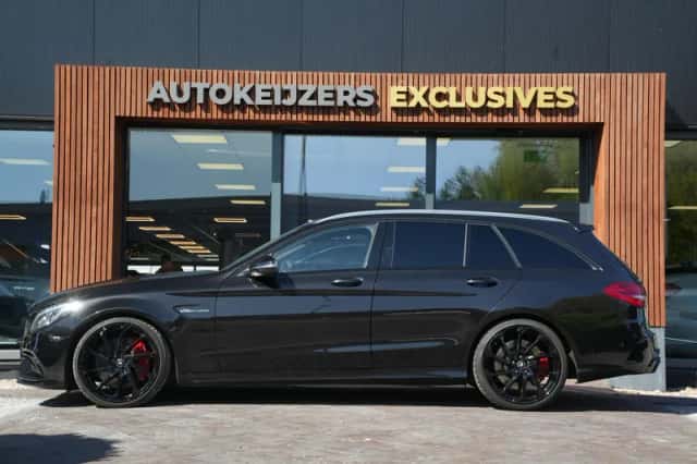 Mercedes-Benz C-Klasse (2015) thumbnail 4
