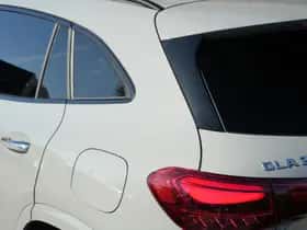 Mercedes-Benz GLA (2025) thumbnail 11