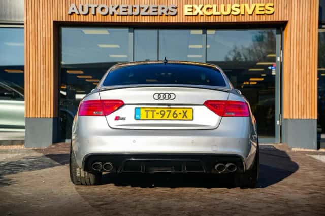 Audi A5 (2012) thumbnail 4