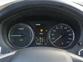 Mitsubishi Outlander (2013) thumbnail 13
