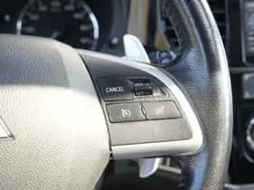 Mitsubishi Outlander (2013) thumbnail 14