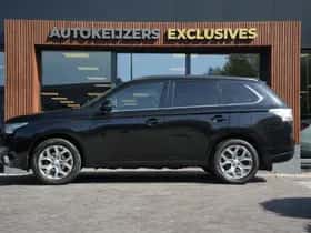 Mitsubishi Outlander (2013) thumbnail 4