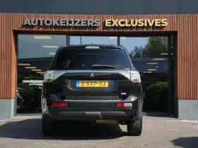 Mitsubishi Outlander (2013) thumbnail 7