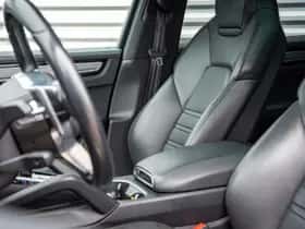 Porsche Cayenne (2018) thumbnail 29