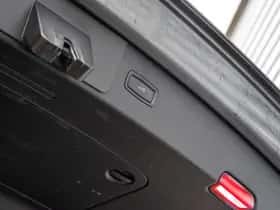 Porsche Cayenne (2018) thumbnail 32