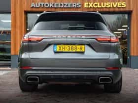 Porsche Cayenne (2018) thumbnail 9