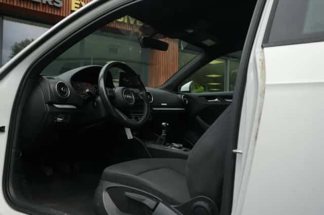 Audi A3 (2017) thumbnail 6