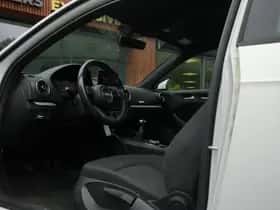 Audi A3 (2017) thumbnail 6
