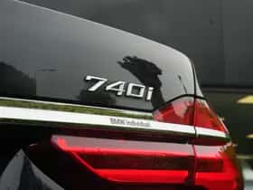 BMW 7-Serie (2016) thumbnail 12