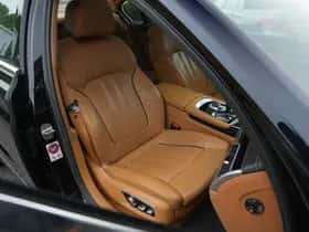 BMW 7-Serie (2016) thumbnail 32