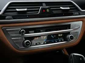 BMW 7-Serie (2016) thumbnail 44