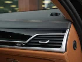 BMW 7-Serie (2016) thumbnail 57