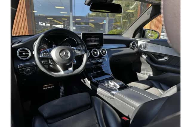Mercedes-Benz GLC-Klasse (2017) thumbnail 2