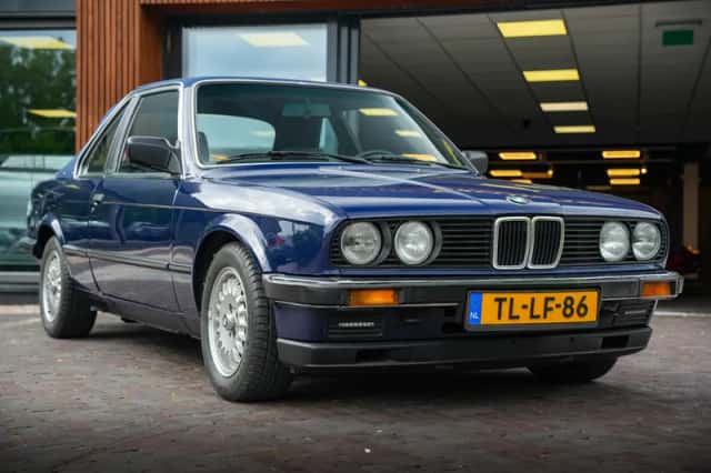 BMW 3-Serie (1985) thumbnail 3