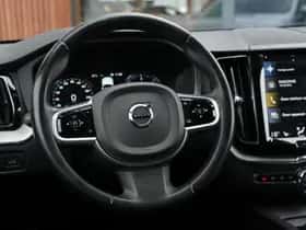 Volvo XC60 (2019) thumbnail 13