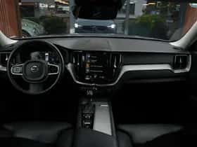 Volvo XC60 (2019) thumbnail 18
