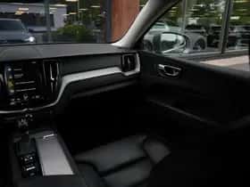 Volvo XC60 (2019) thumbnail 22