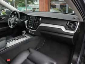 Volvo XC60 (2019) thumbnail 39