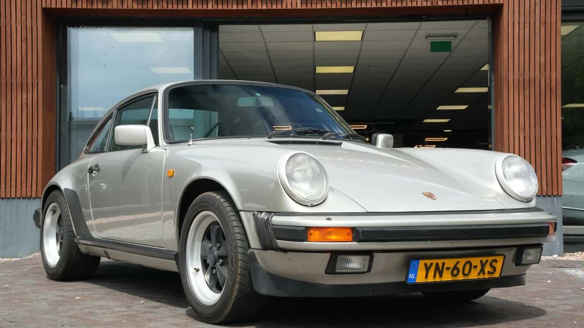 Porsche 911 (1983) — foto 1