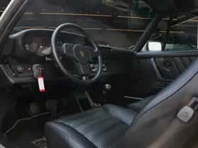 Porsche 911 (1983) thumbnail 15