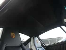 Porsche 911 (1983) thumbnail 38