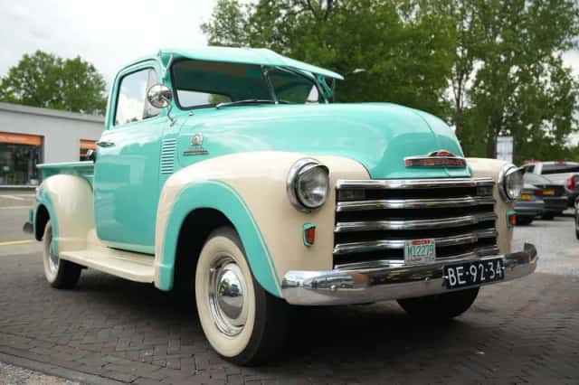 Chevrolet 3100 pick-up (1953) thumbnail 1