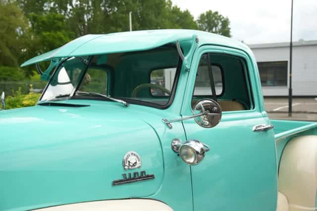 Chevrolet 3100 pick-up (1953) thumbnail 5