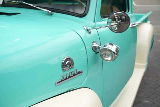 Chevrolet 3100 pick-up (1953) thumbnail 6