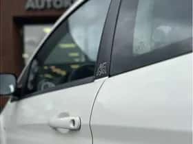 Ford Ka (2012) thumbnail 9