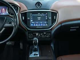 Maserati Ghibli (2014) thumbnail 18