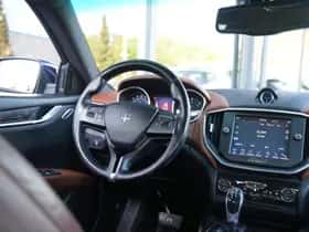 Maserati Ghibli (2014) thumbnail 4