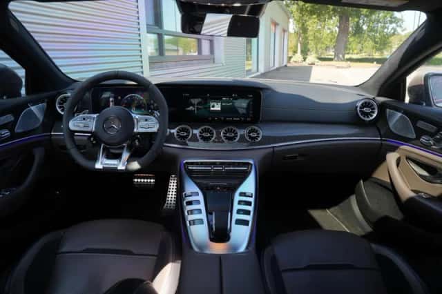 Mercedes-Benz AMG GT (2019) thumbnail 4
